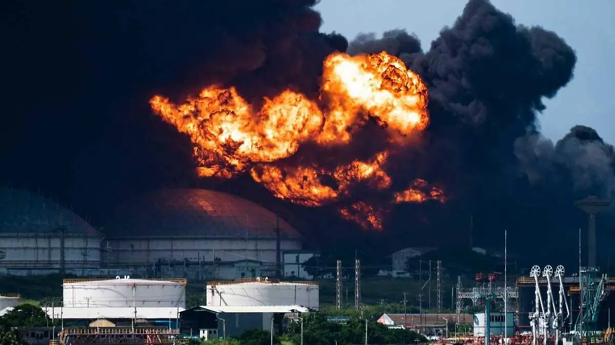 Explosion de tanque de combustible en Cuba_7